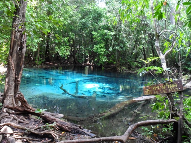 Голубой бассейн Таиланд