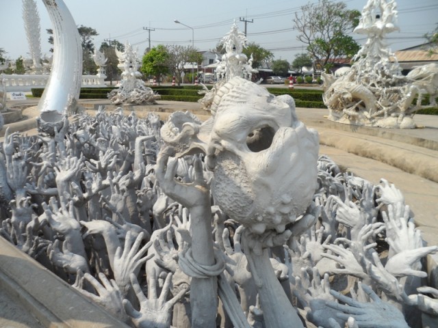 Белый храм в Чианг Райе