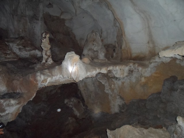  В пещере