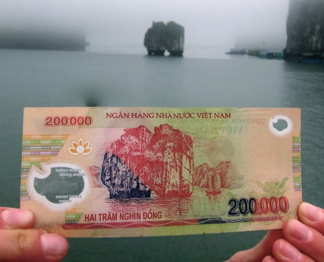 Валюта Вьетнам